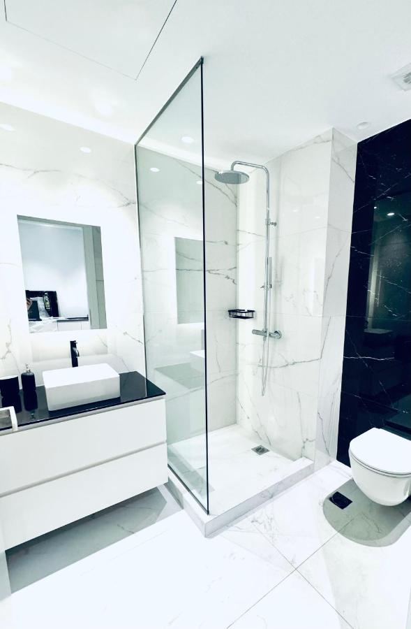 Stylish Central Superior Bedroom In Kolonaki Atenas Exterior foto
